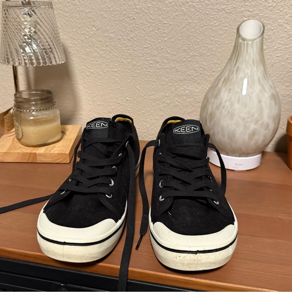 Keen Women’s Black Sneakers